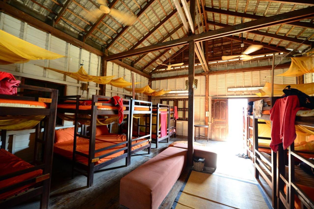 Boutique Dormitory Kochi-Ke Сіємреап Екстер'єр фото