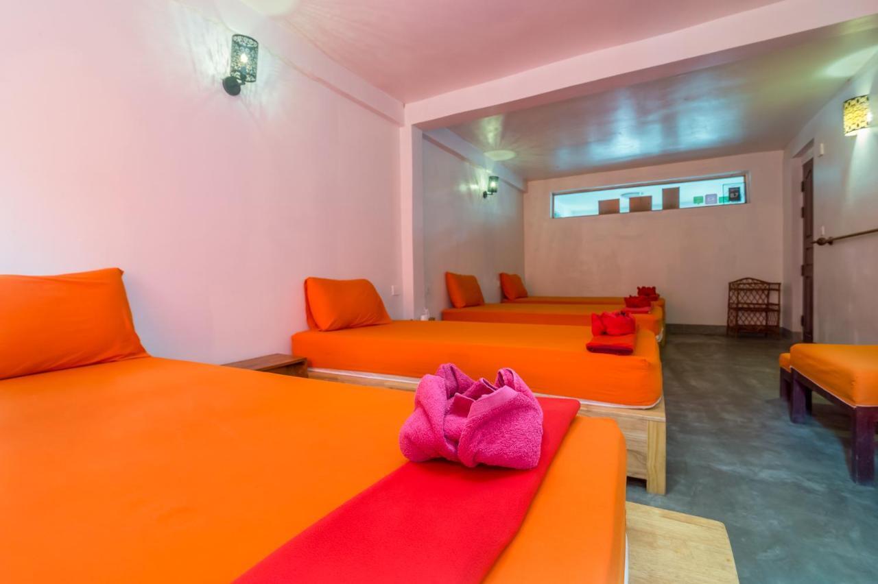 Boutique Dormitory Kochi-Ke Сіємреап Екстер'єр фото